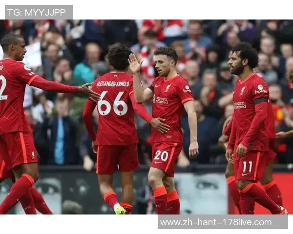 热爱足球的我想要观看精彩赛事与球星对决的激情时刻 热爱足球的我想要观看精彩赛事与球星对决的激情时刻