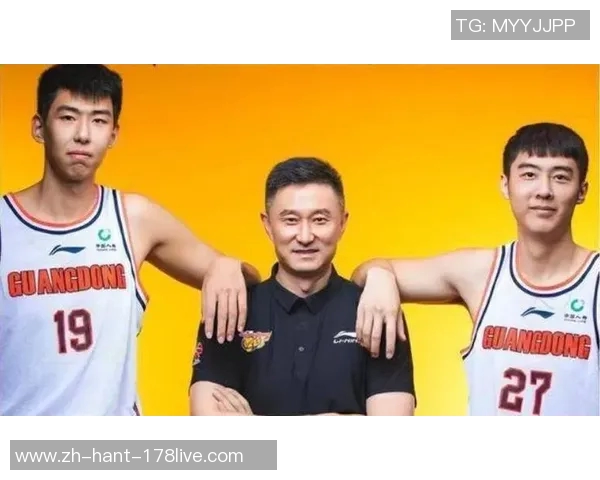 广东内线新星崛起挤走徐昕逼退王少杰或成杜锋战术核心 广东内线新星崛起挤走徐昕逼退王少杰或成杜锋战术核心